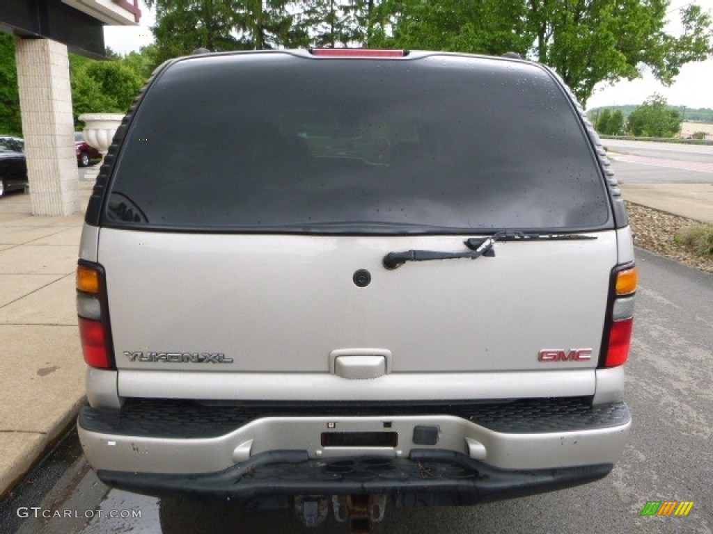 2005 Yukon XL Denali AWD - Silver Birch Metallic / Stone Gray photo #8