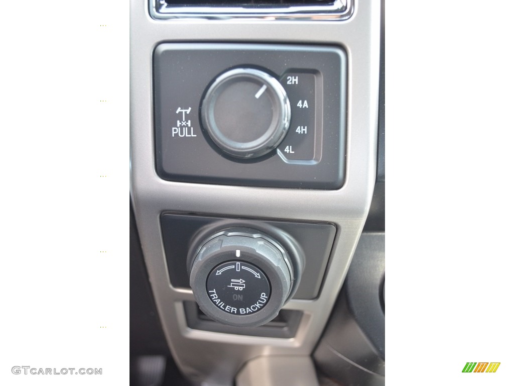 2017 F150 Lariat SuperCrew 4X4 - Ingot Silver / Black photo #18