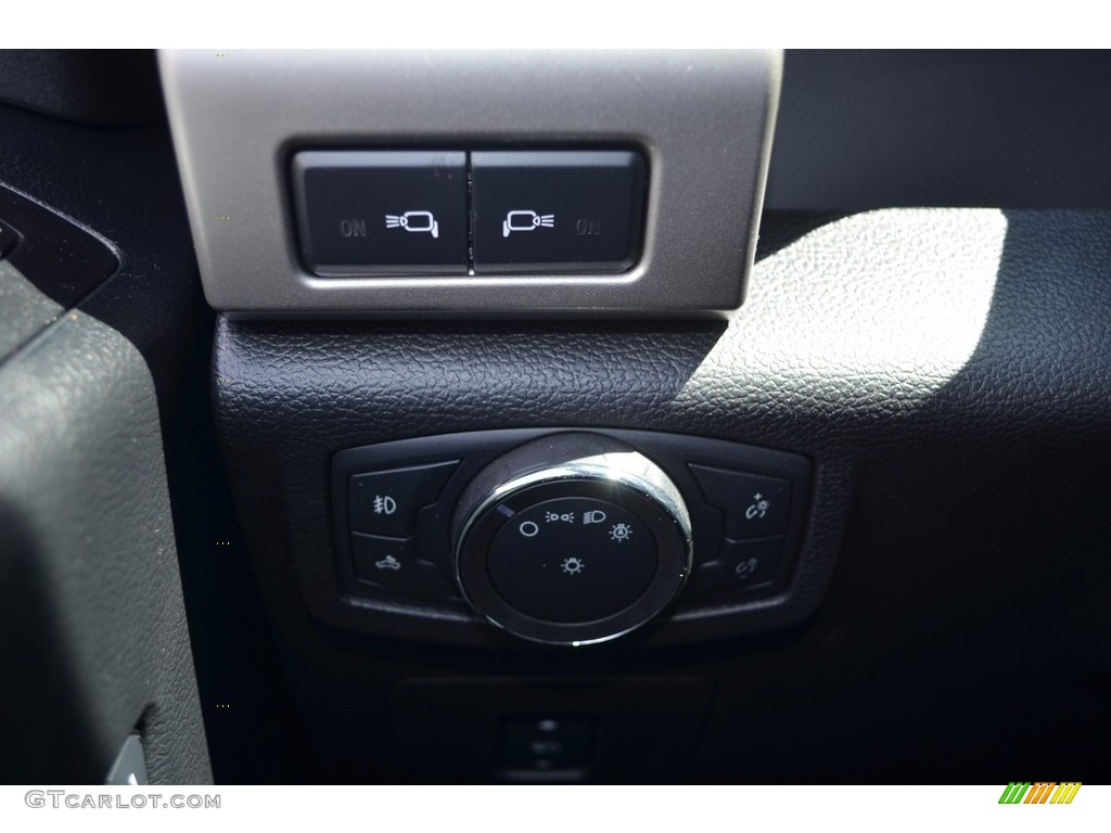2017 F150 Lariat SuperCrew 4X4 - Ingot Silver / Black photo #23