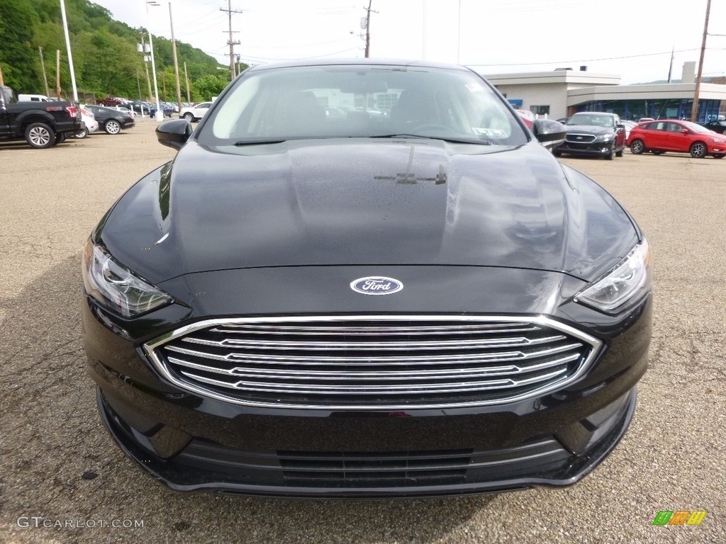 2017 Fusion SE - Shadow Black / Ebony photo #7