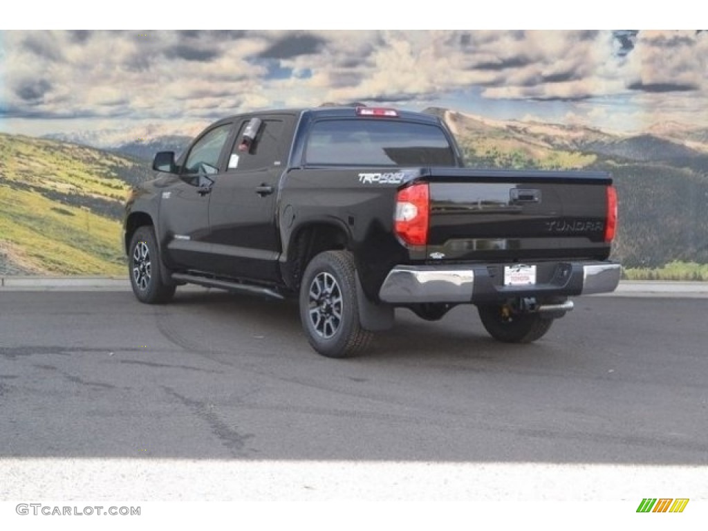 2017 Tundra SR5 CrewMax 4x4 - Midnight Black Metallic / Graphite photo #3