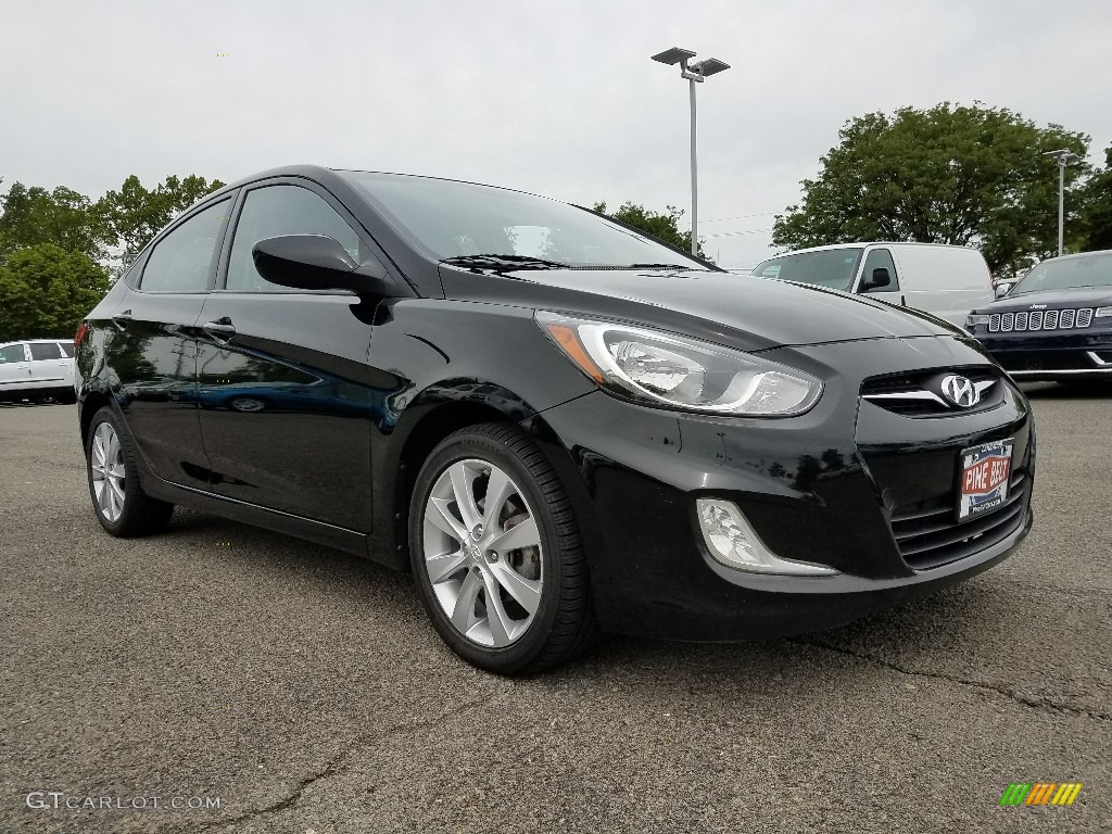 2012 Accent GLS 4 Door - Ultra Black / Gray photo #1