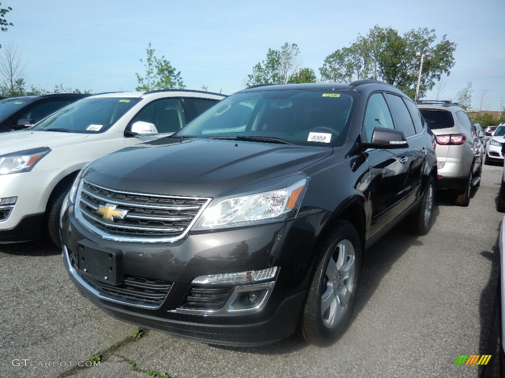 Tungsten Metallic Chevrolet Traverse