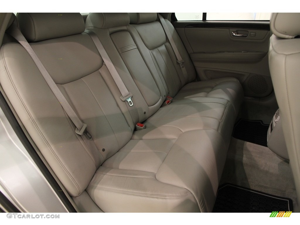 2011 DTS Luxury - Radiant Silver Metallic / Titanium/Dark Titanium Accents photo #14