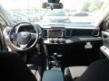 Super White - RAV4 LE Photo No. 4