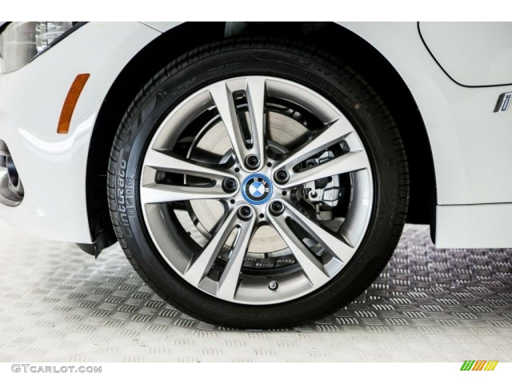 2017 3 Series 330e iPerfomance Sedan - Alpine White / Black photo #9