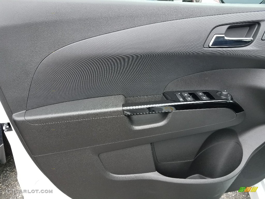 2017 Chevrolet Sonic LT Hatchback Door Panel Photos