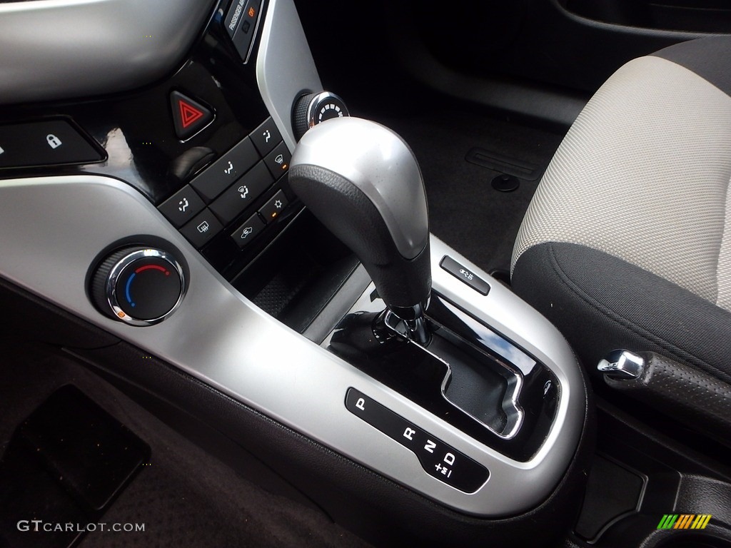 2014 Chevrolet Cruze LS Transmission Photos