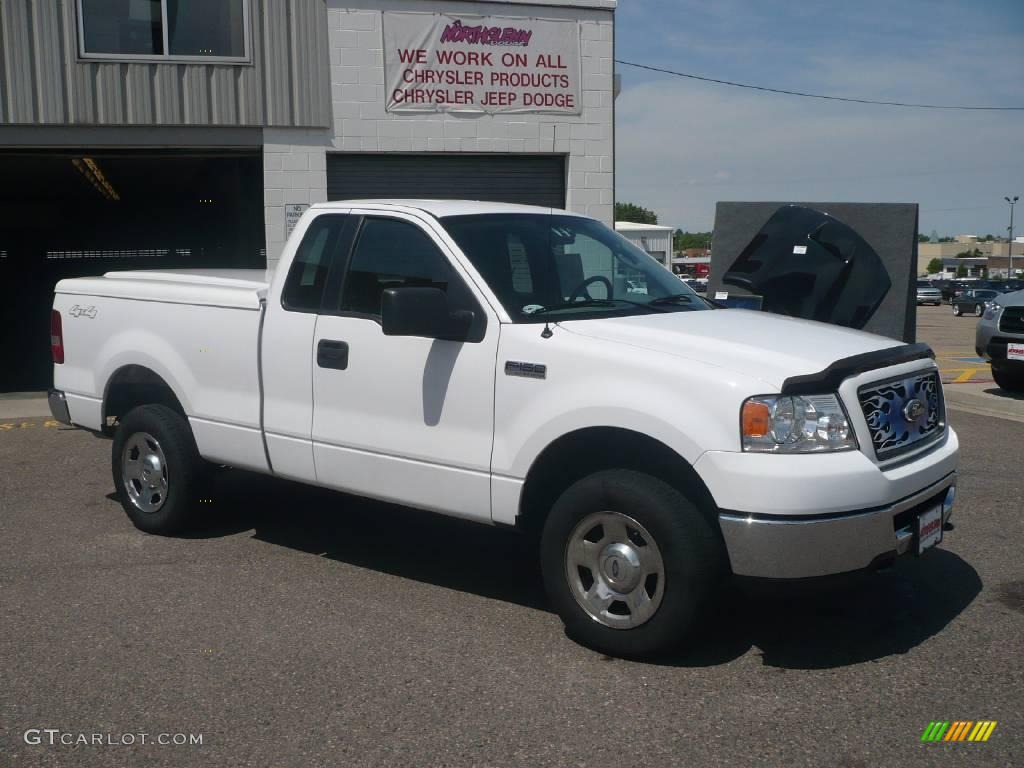 2006 F150 XLT Regular Cab 4x4 - Oxford White / Medium/Dark Flint photo #3