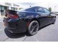 Pitch-Black - Charger R/T Photo No. 6