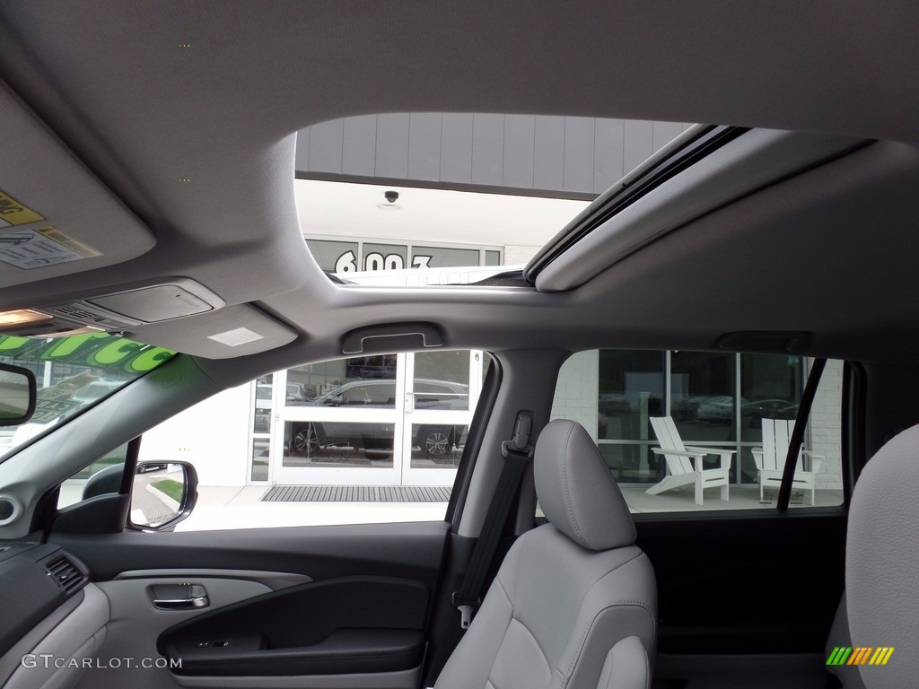 2016 Pilot EX-L AWD - Lunar Silver Metallic / Gray photo #11