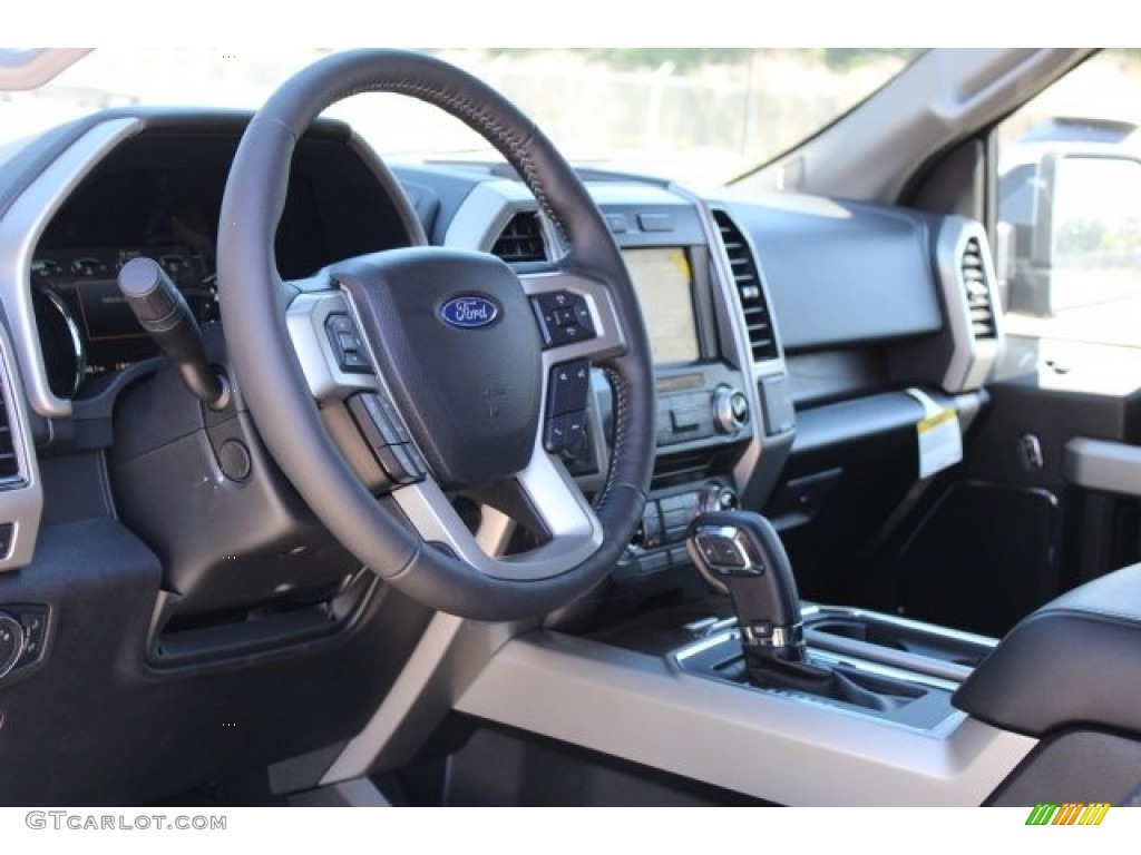 2017 F150 Lariat SuperCrew 4X4 - Shadow Black / Black photo #10