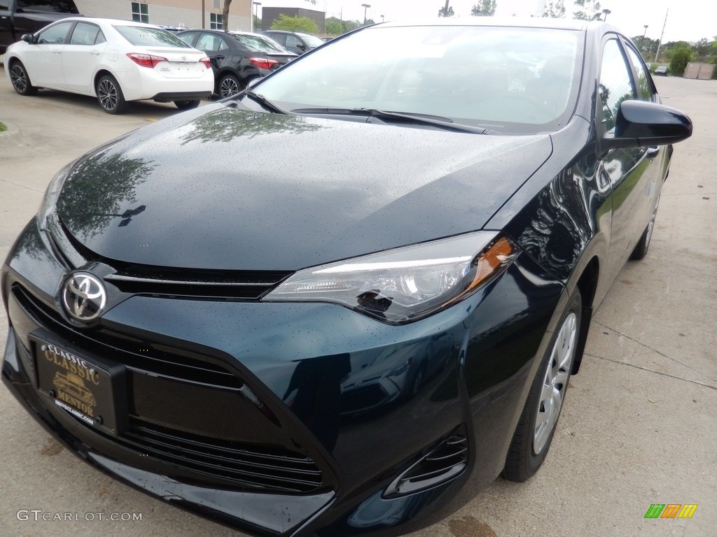 2017 Corolla LE - Galactic Aqua Mica / Ash Gray photo #1