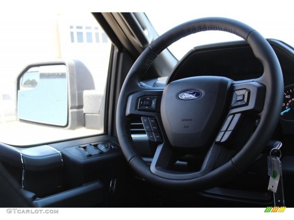 2017 F150 XLT SuperCrew 4x4 - Oxford White / Black photo #22