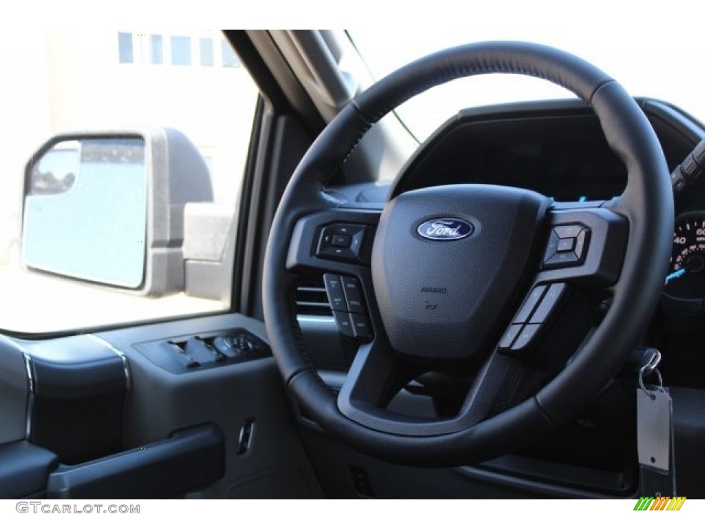 2017 F150 XLT SuperCrew - Shadow Black / Earth Gray photo #22