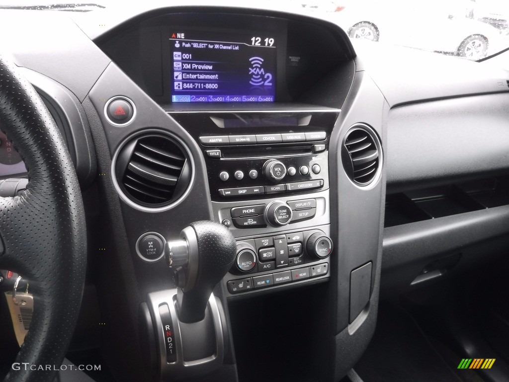 2015 Pilot EX-L 4WD - Modern Steel Metallic / Black photo #17