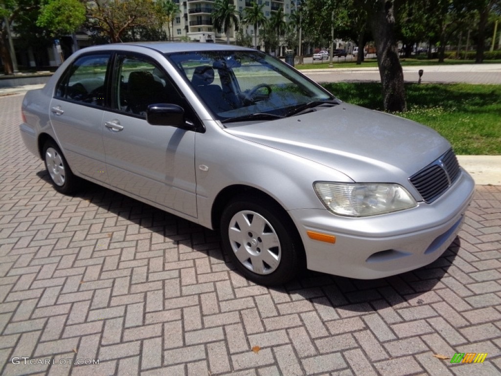 2002 Lancer ES - Munich Silver Metallic / Gray photo #13