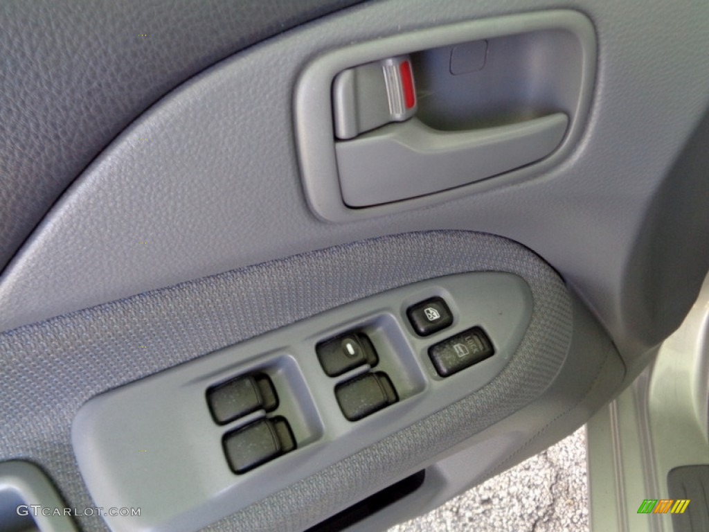 2002 Lancer ES - Munich Silver Metallic / Gray photo #24