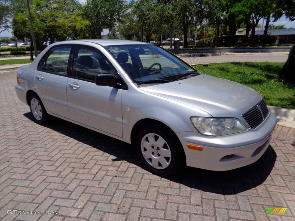 2002 Lancer ES - Munich Silver Metallic / Gray photo #34