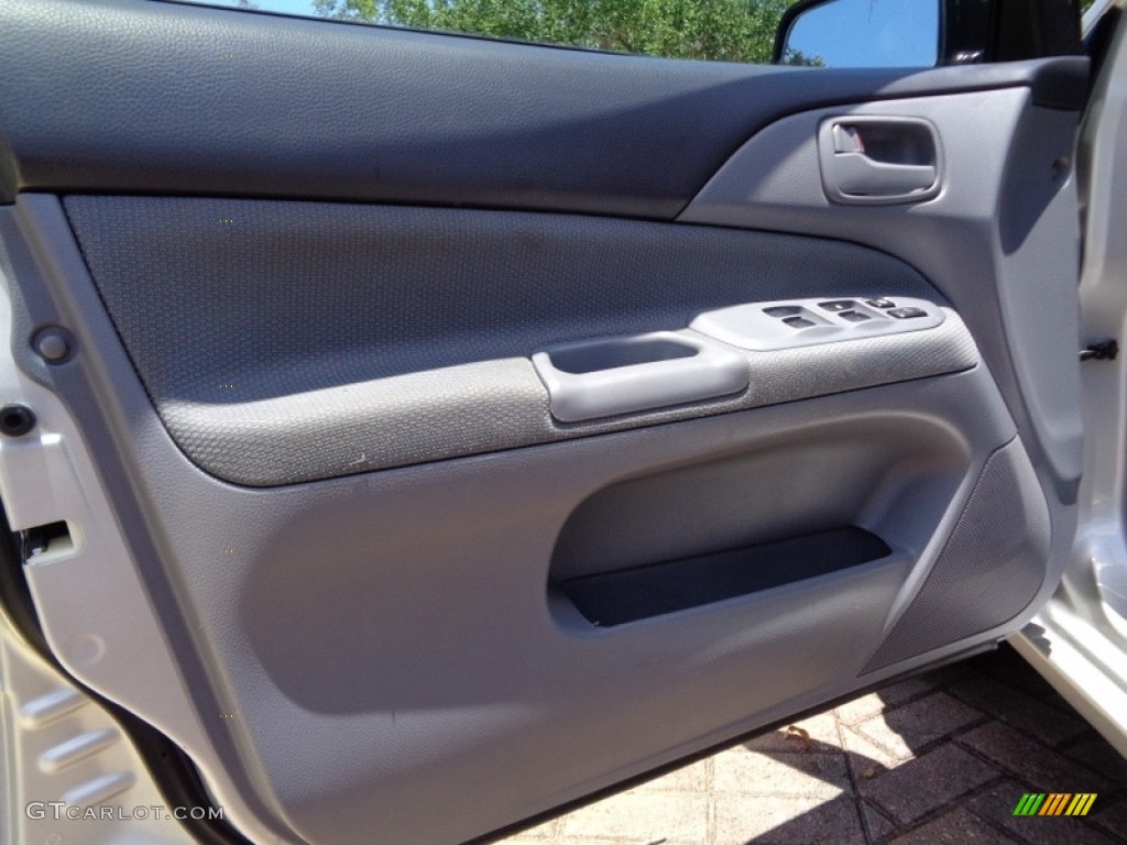 2002 Lancer ES - Munich Silver Metallic / Gray photo #41