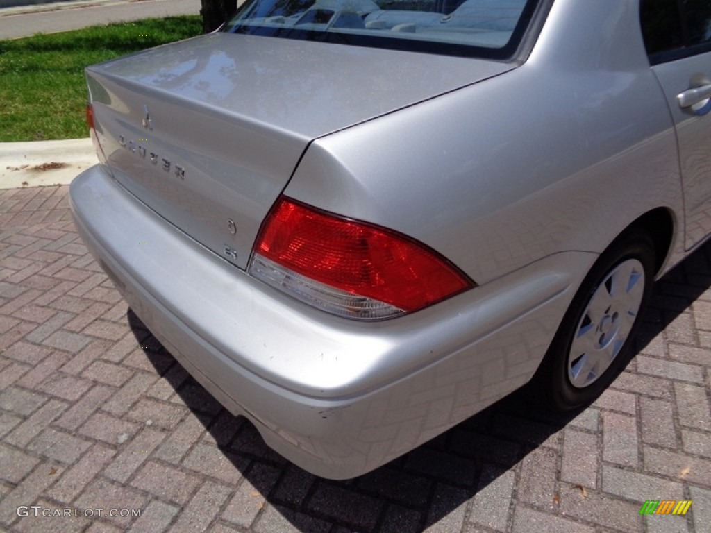 2002 Lancer ES - Munich Silver Metallic / Gray photo #50