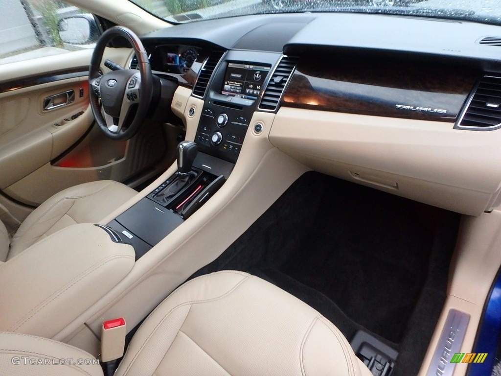 2015 Taurus Limited - Deep Impact Blue Metallic / Dune photo #11