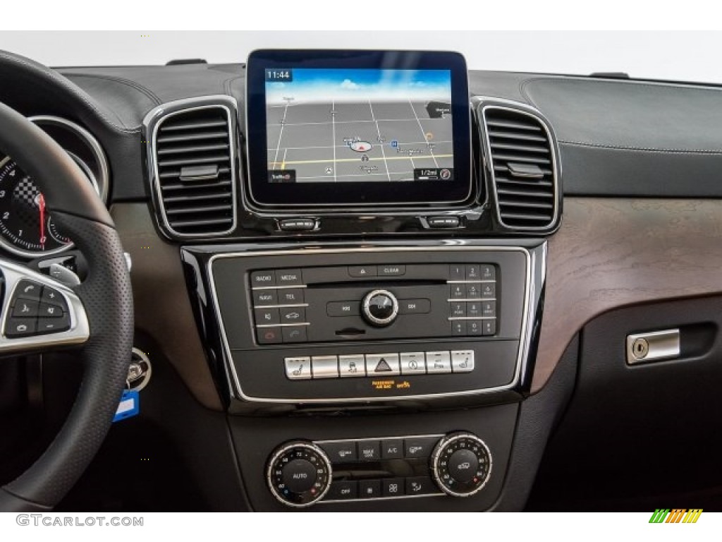 2017 Mercedes-Benz GLE 43 AMG 4Matic Coupe Controls Photo #120673768