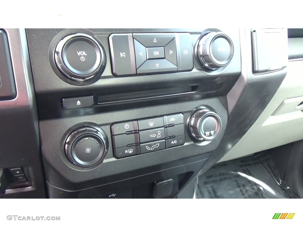 2017 F150 XLT SuperCab 4x4 - Blue Jeans / Earth Gray photo #16