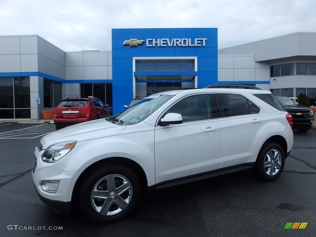 Iridescent Pearl Tricoat Chevrolet Equinox