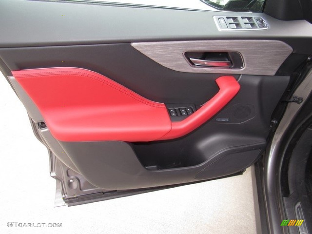 2017 Jaguar F-PACE 35t AWD S S Red/Jet Door Panel Photo #120677437