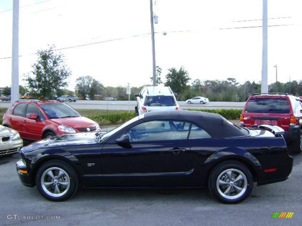 2006 Mustang GT Premium Convertible - Black / Light Graphite photo #4