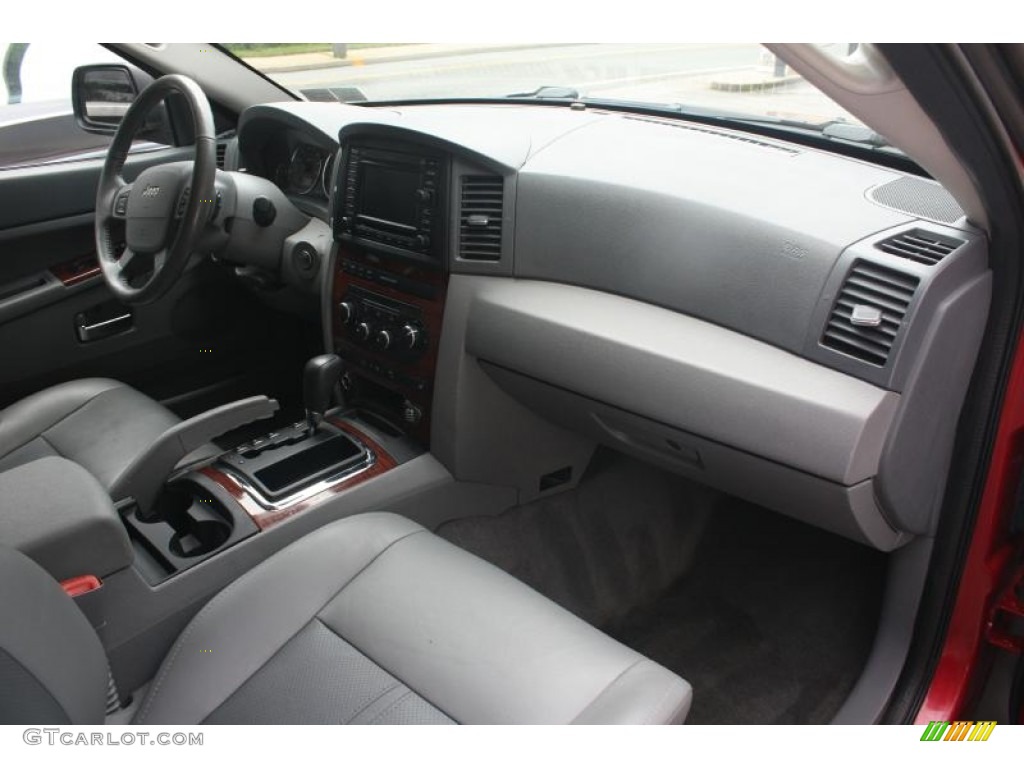 2005 Grand Cherokee Limited - Inferno Red Crystal Pearl / Medium Slate Gray photo #40