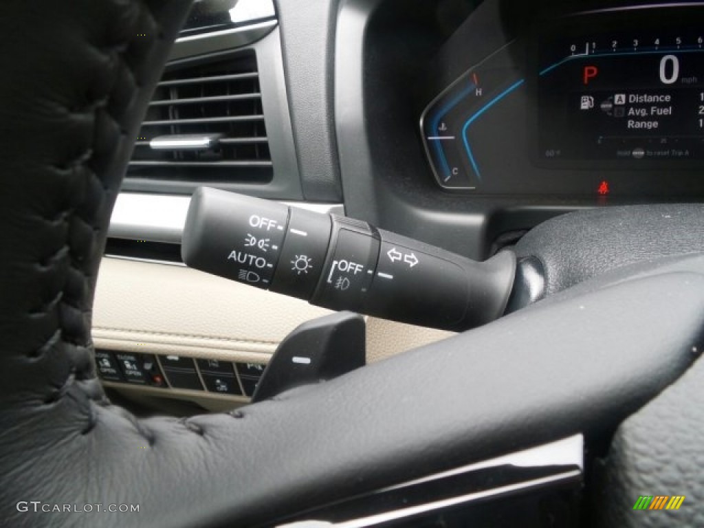 2018 Honda Odyssey Elite Controls Photo #120681272