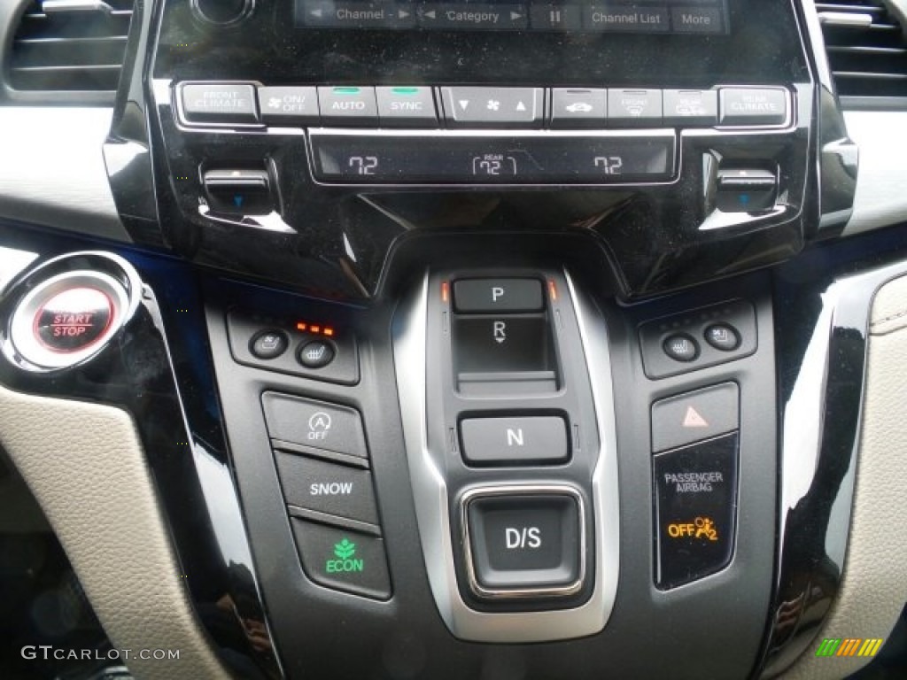 2018 Honda Odyssey Elite Controls Photo #120681332