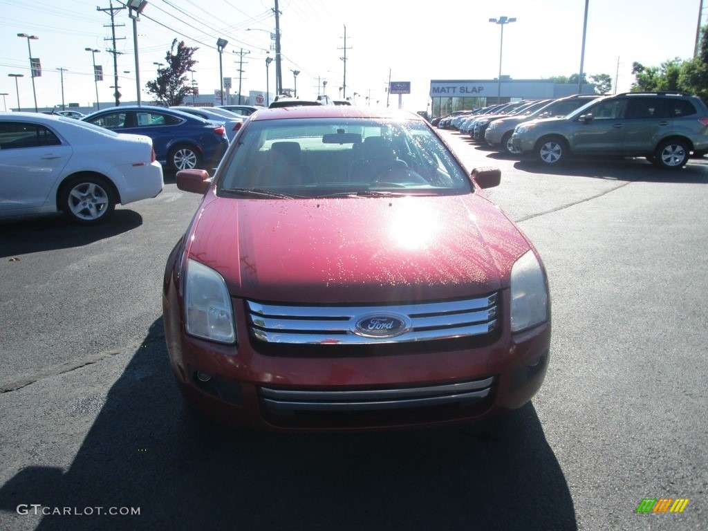 2008 Fusion SE - Redfire Metallic / Medium Light Stone photo #3