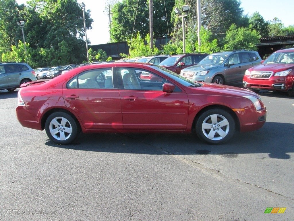 2008 Fusion SE - Redfire Metallic / Medium Light Stone photo #5