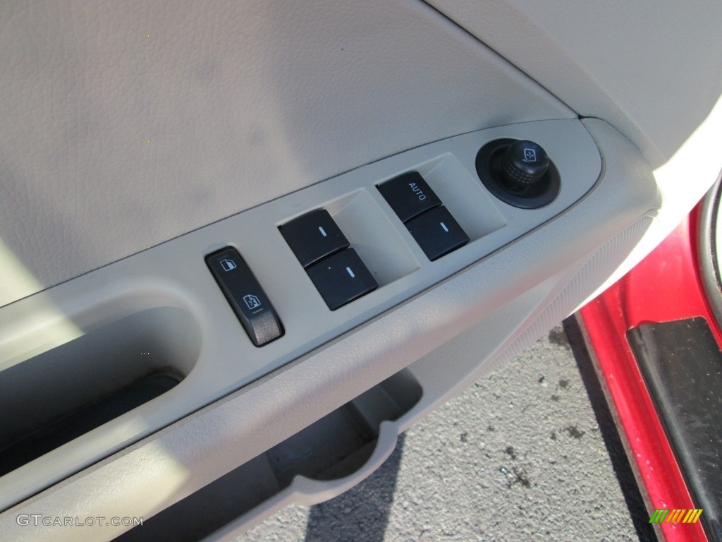 2008 Fusion SE - Redfire Metallic / Medium Light Stone photo #16
