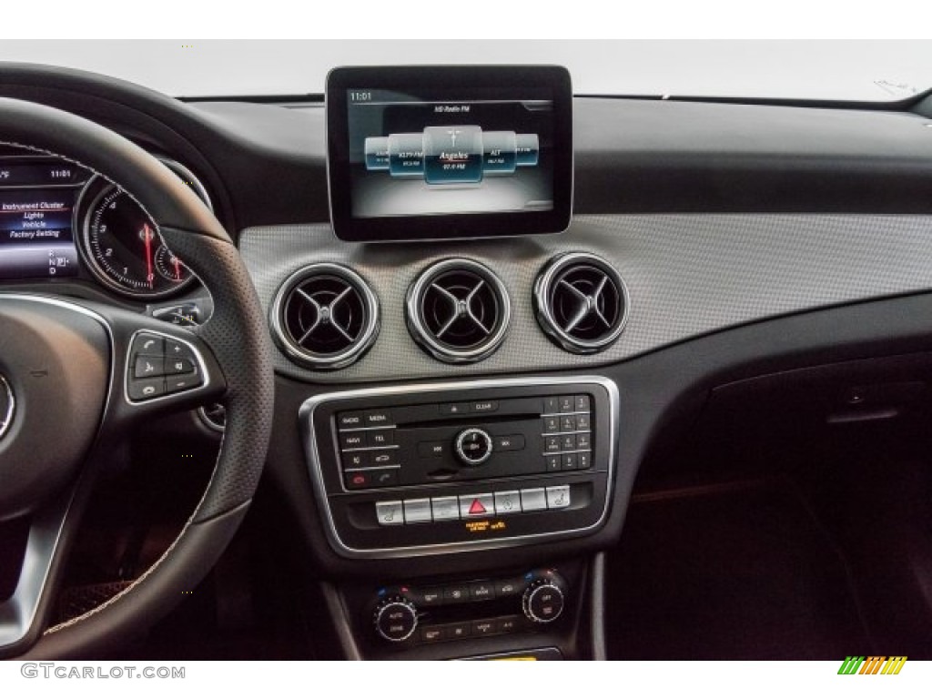 2018 Mercedes-Benz GLA 250 Black Dashboard Photo #120687887