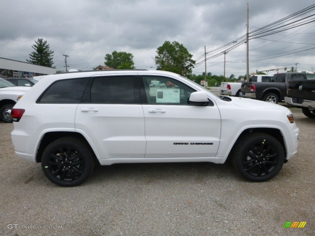2017 Grand Cherokee Laredo 4x4 - Bright White / Black photo #6