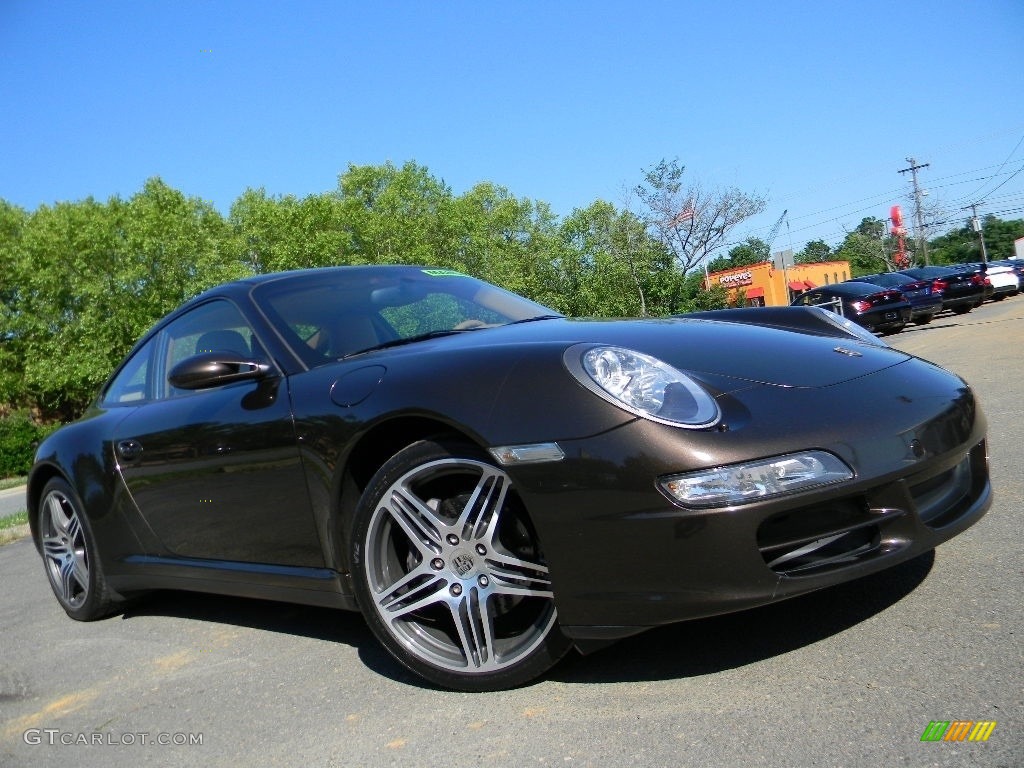 2008 911 Carrera 4 Coupe - Macadamia Metallic / Sand Beige photo #2