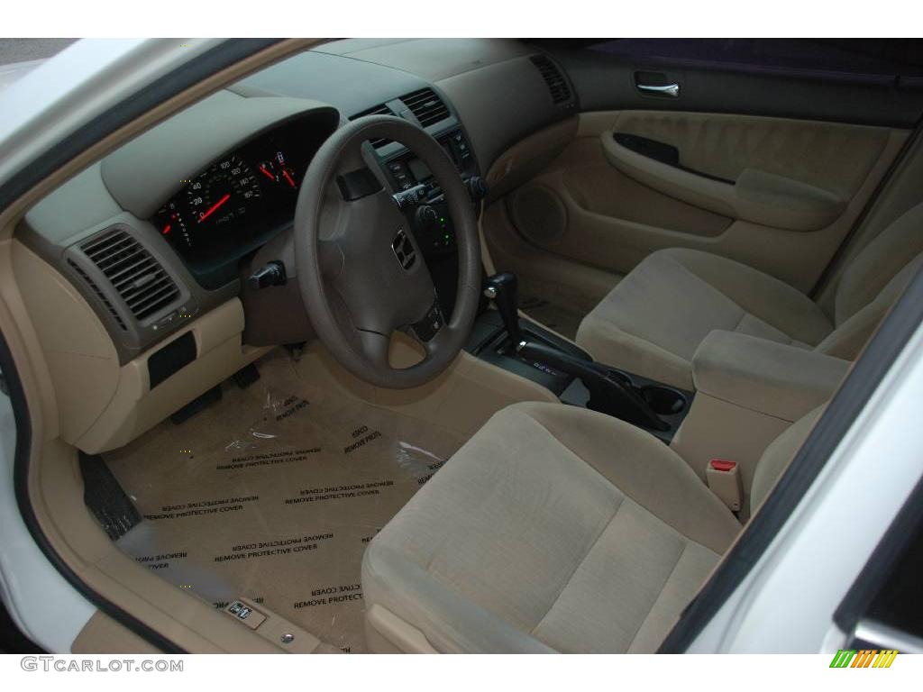 2003 Accord LX Sedan - Taffeta White / Ivory photo #23