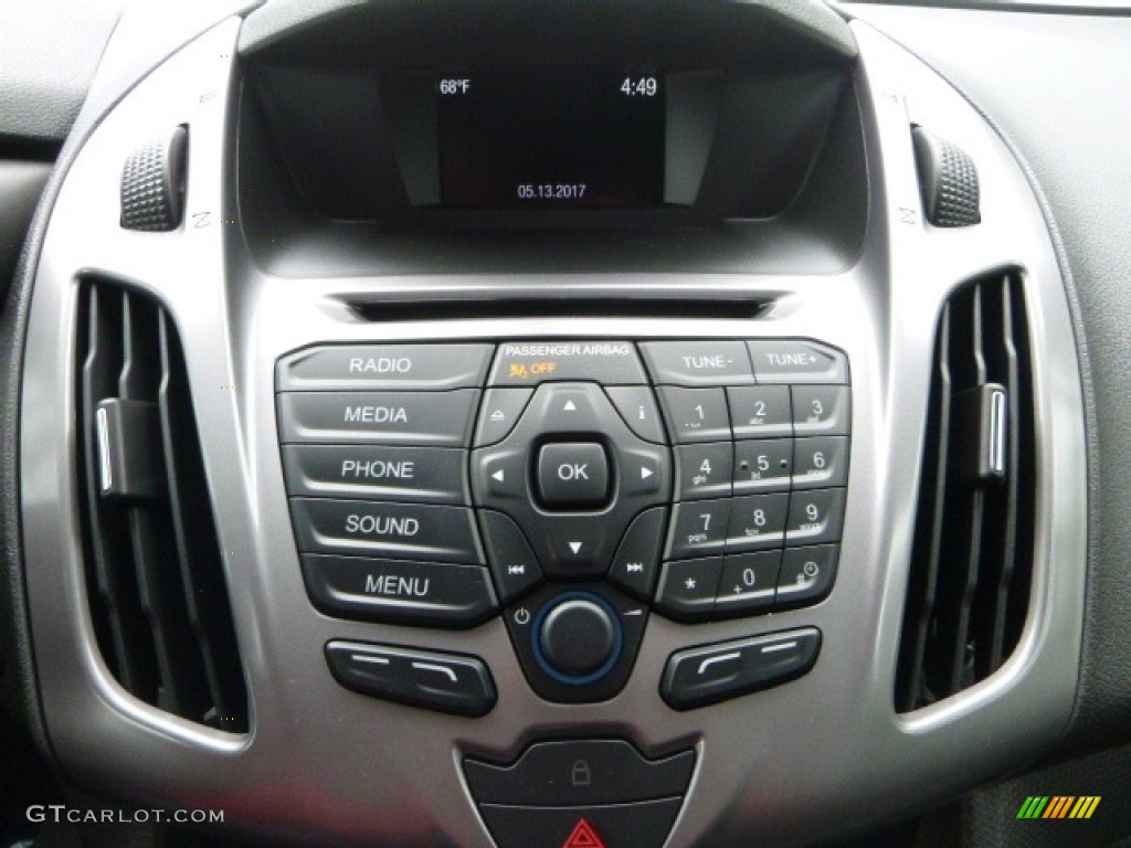 2017 Ford Transit Connect XLT Van Controls Photo #120693893
