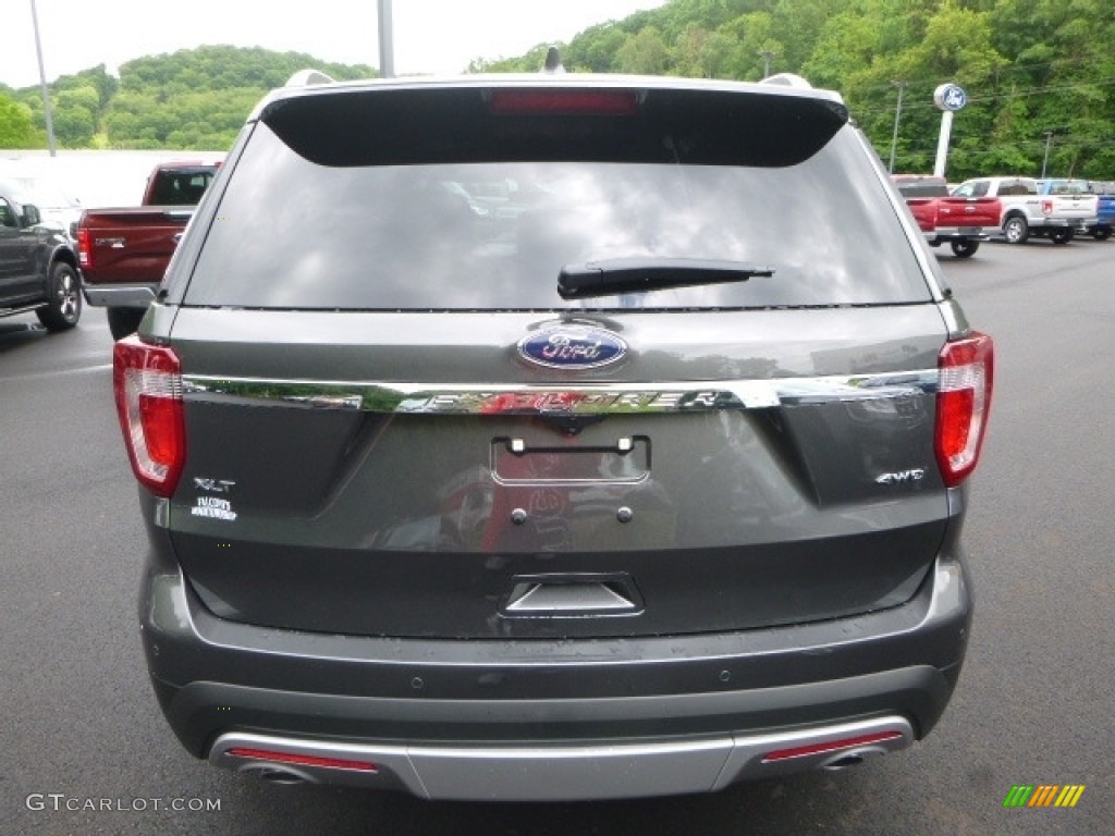2017 Explorer XLT 4WD - Magnetic / Ebony Black photo #6
