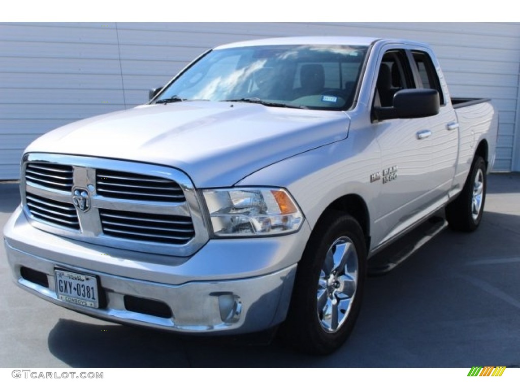 2014 1500 Big Horn Quad Cab - Bright Silver Metallic / Black/Diesel Gray photo #3