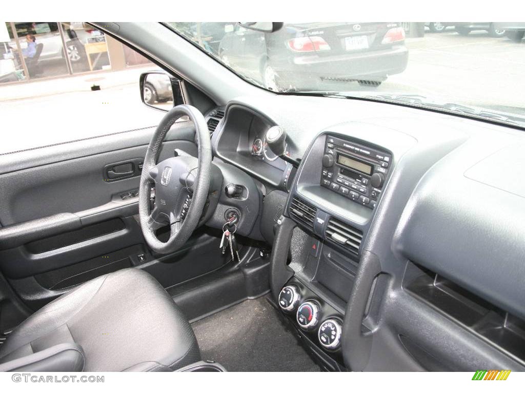 2006 CR-V SE 4WD - Nighthawk Black Pearl / Black photo #17
