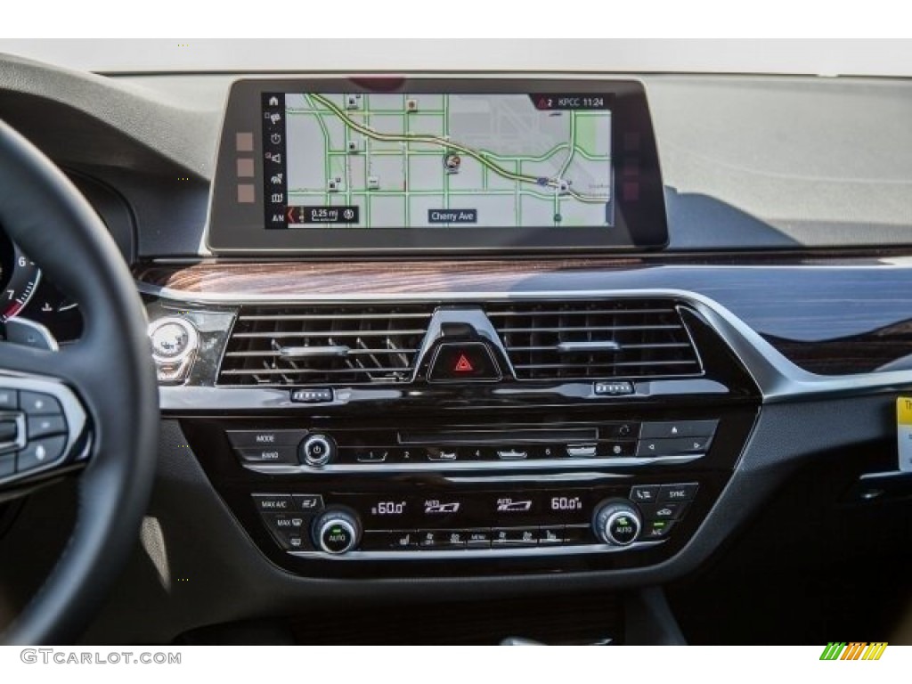 2017 5 Series 530i Sedan - Dark Graphite Metallic / Black photo #6