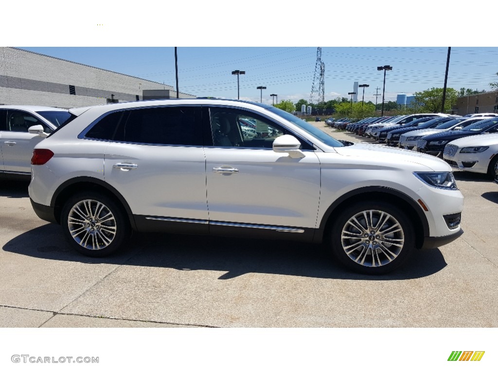 White Platinum 2017 Lincoln MKX Reserve AWD Exterior Photo #120710156