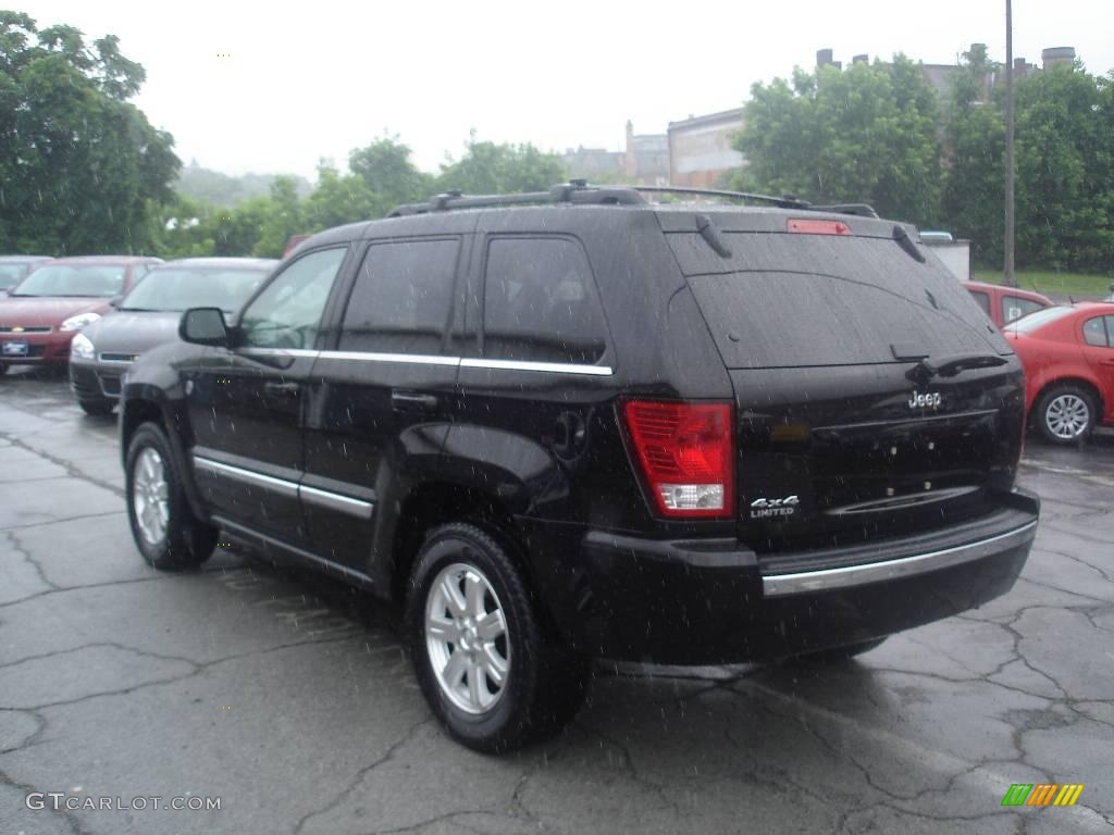 2008 Grand Cherokee Limited 4x4 - Black / Dark Slate Gray/Light Graystone photo #4