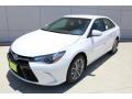 Super White - Camry SE Photo No. 3