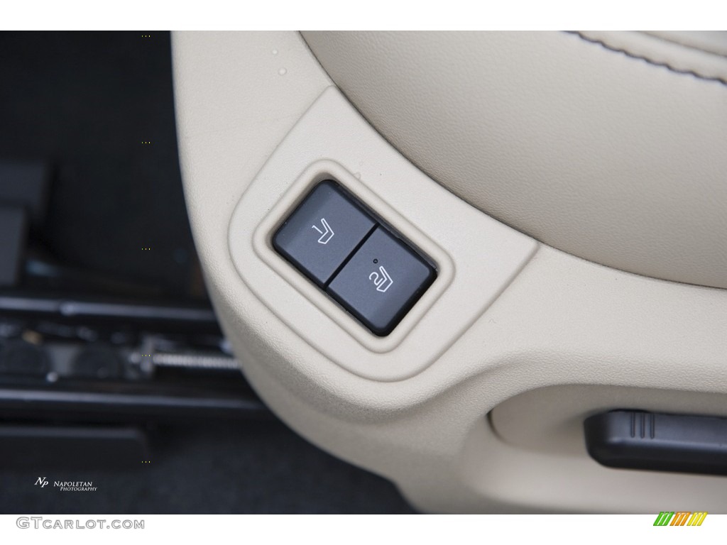 2017 Taurus Limited AWD - Blue Jeans / Dune photo #12